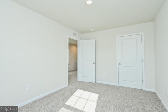 Building Photo - 157 Schyrock Dr