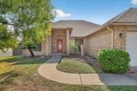 Building Photo - 3102 Sonoma Dr