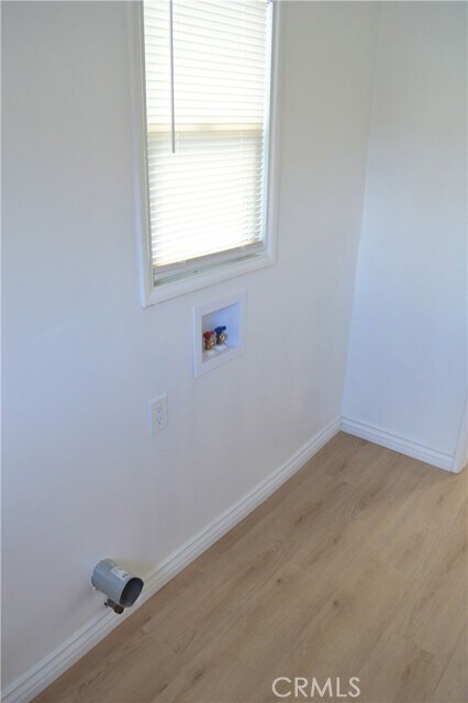 Building Photo - 1303 W 146th St