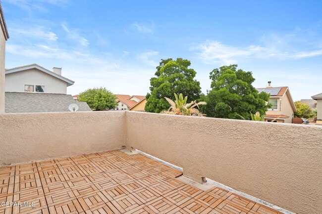 Building Photo - 12564 Paseo Alegre Dr