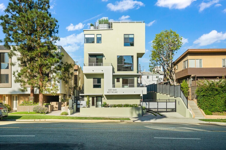 Building Photo - 10393 Tag Ln