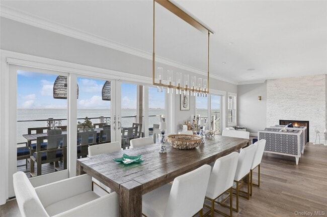 Building Photo - 39 Shinnecock Rd