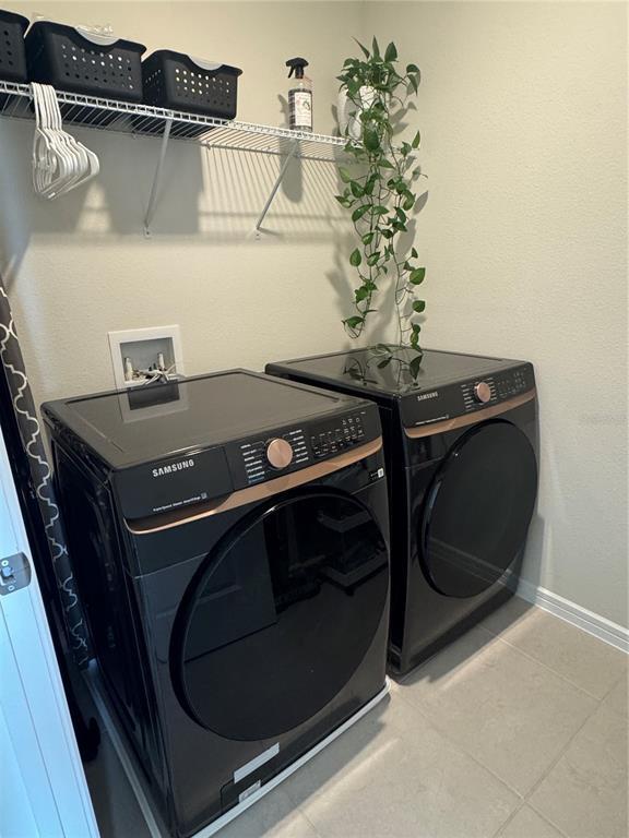 Building Photo - 2701 Serenity Gdn Dr