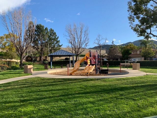 Building Photo - 973 Naples Dr