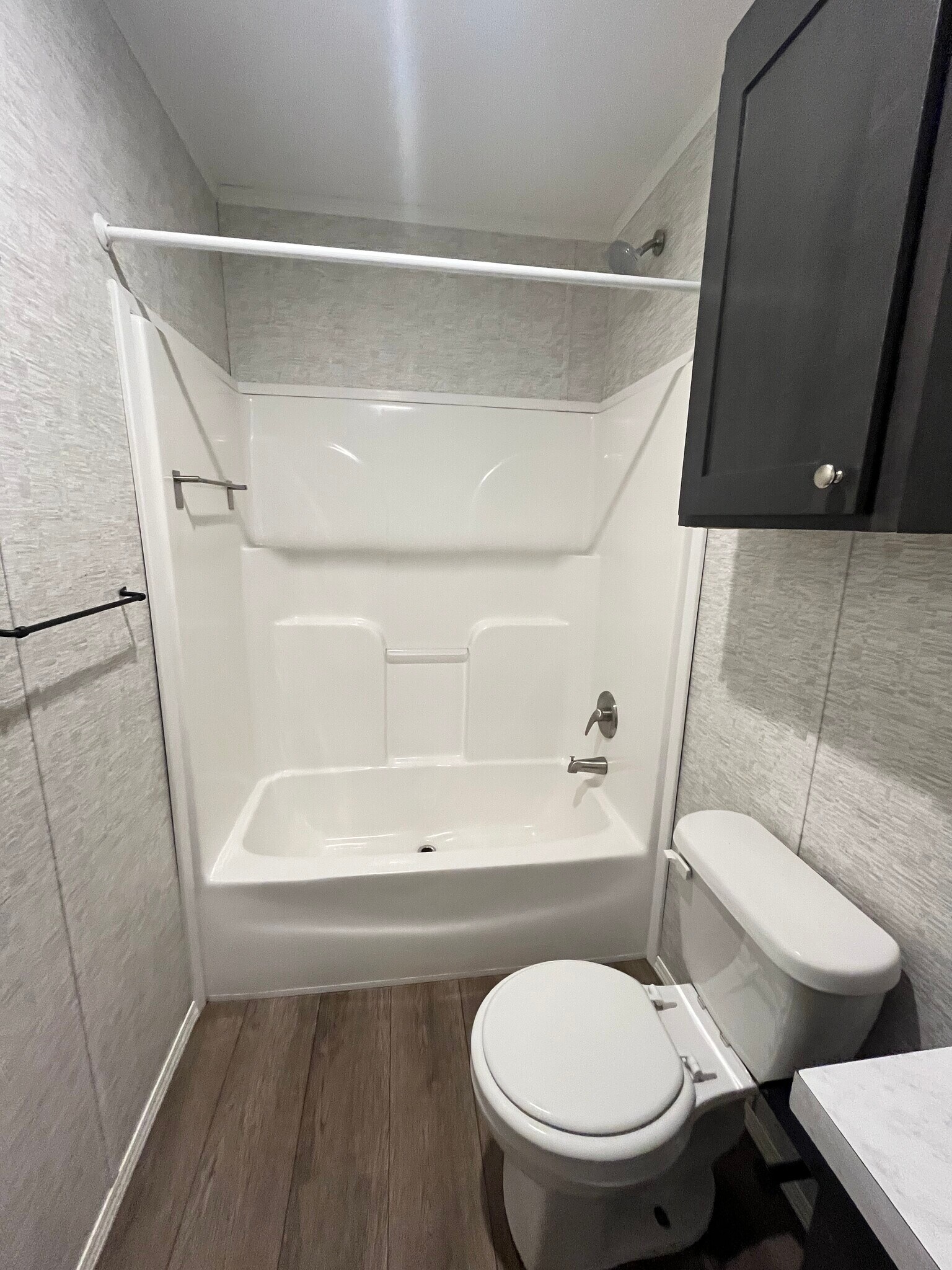 Building Photo - 2243 Limerick Rd