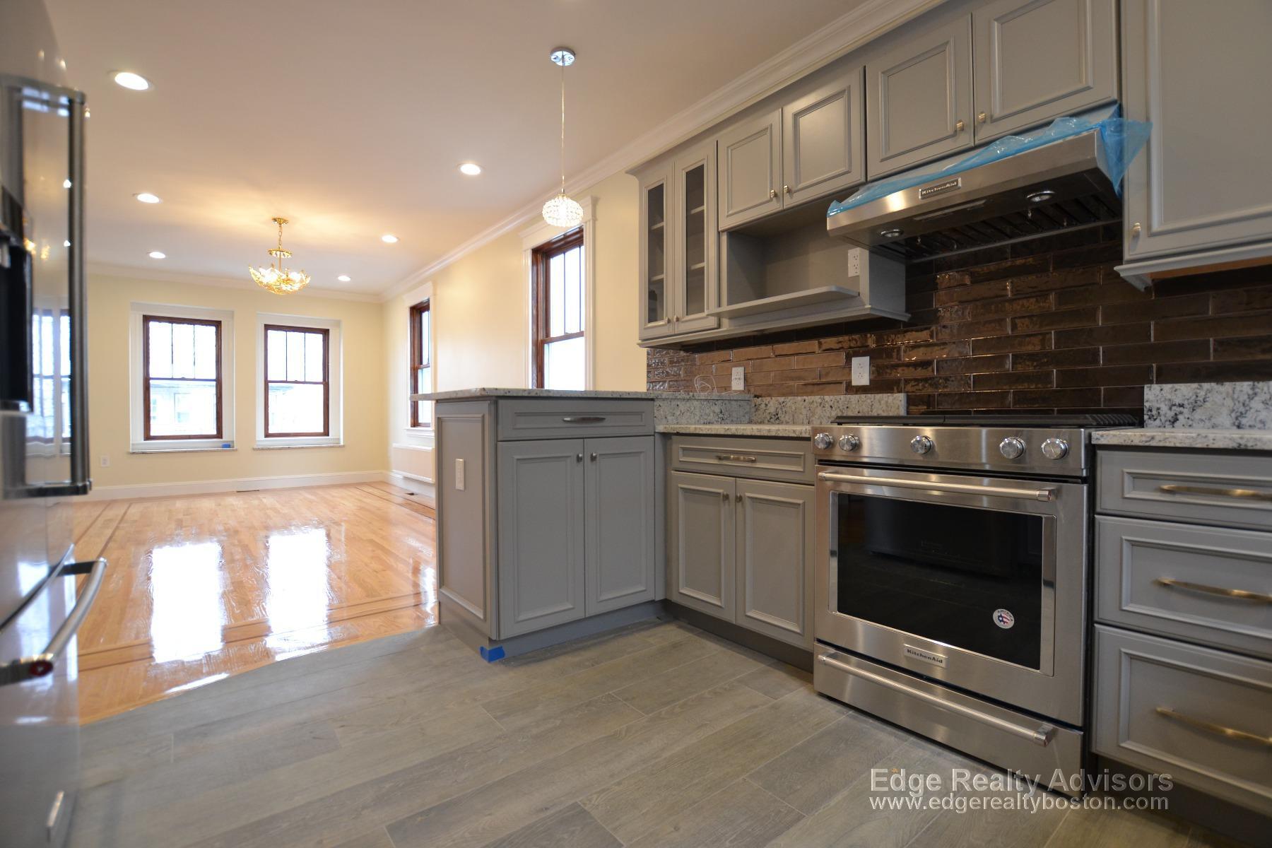 Building Photo - 42 Gerrish St