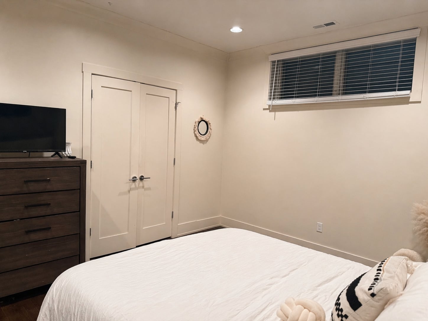 Building Photo - 4021 S Ellis Ave