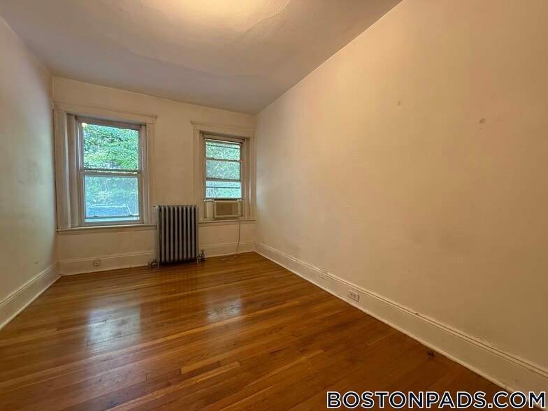 Building Photo - 37 Dwight St