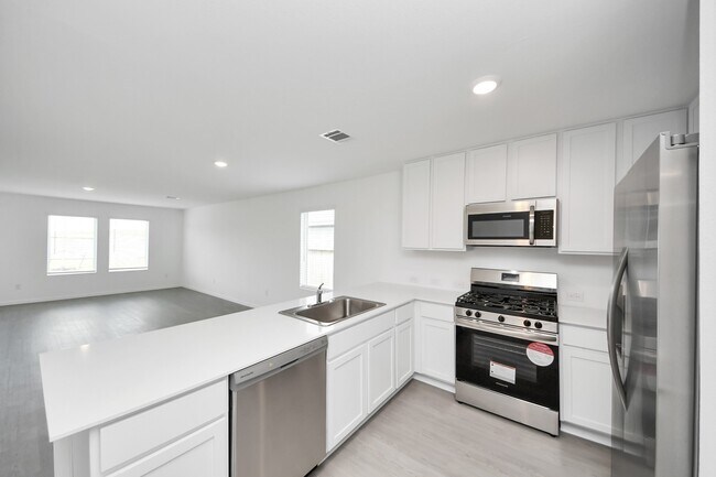 Building Photo - 25415 Birch St