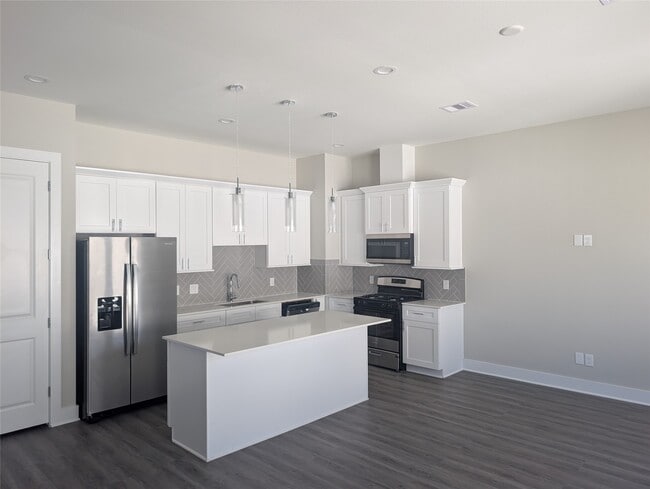 Building Photo - 8316 Curry Rd