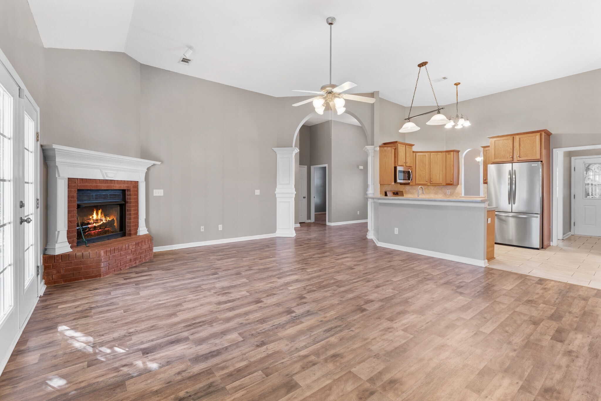 Building Photo - 119 Daventry Ln