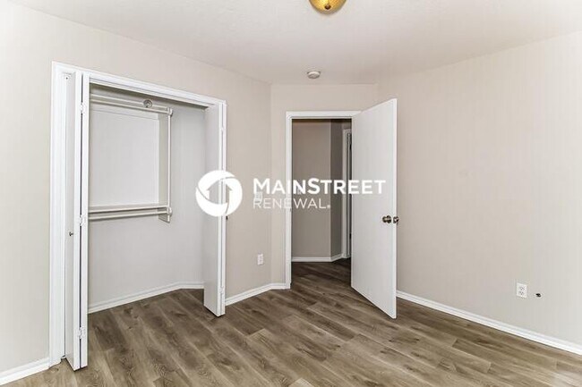 Building Photo - 3 Bedroom Pet-Friendly Home in OKLAHOMA CI...