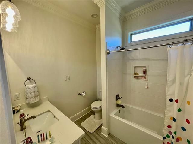 Building Photo - 1309 Pine Needle Ct