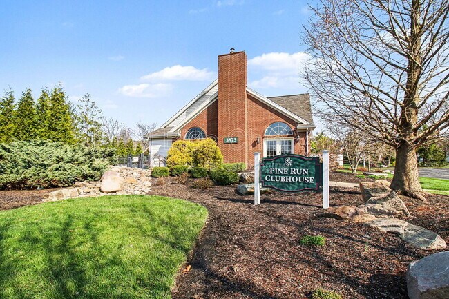 Building Photo - 3795 Brantford Way