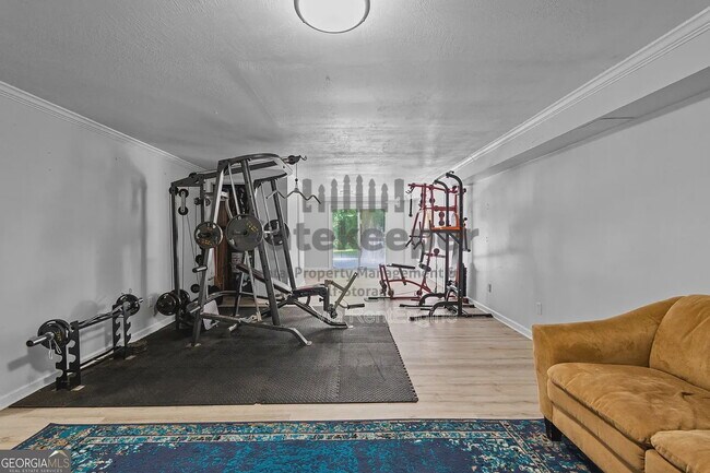 Building Photo - 170 Pendleton Trail