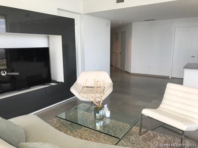 Building Photo - 88 SW 7th St