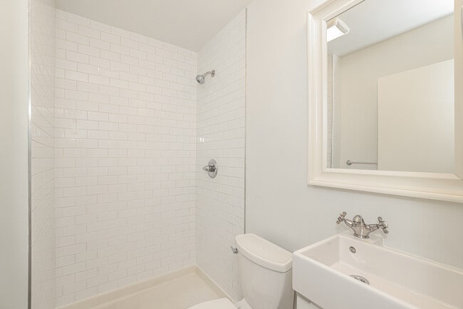 Building Photo - 767 17th St