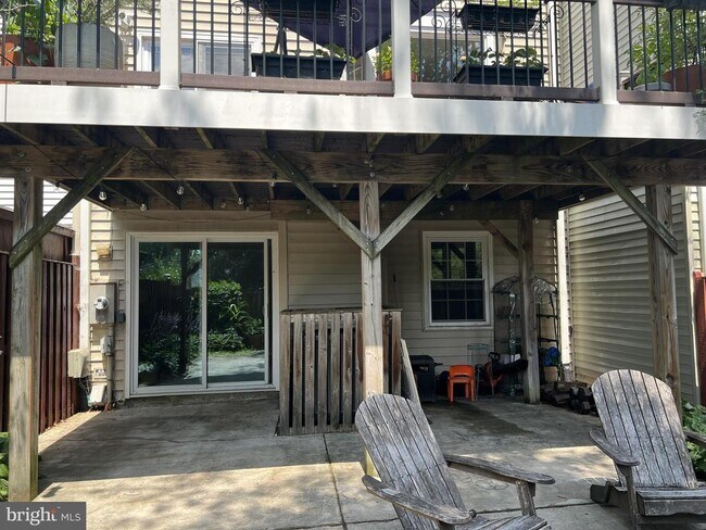 Building Photo - 9015 Piney Grove Dr