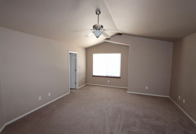 Building Photo - 4968 S Pyrite Rd