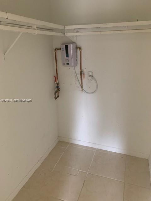 Building Photo - 13714 SW 90th Ave