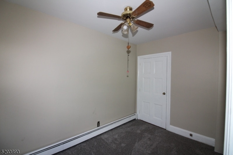 Building Photo - 172 Musconetcong River Rd