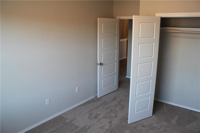 Building Photo - 1220 Garland Rd