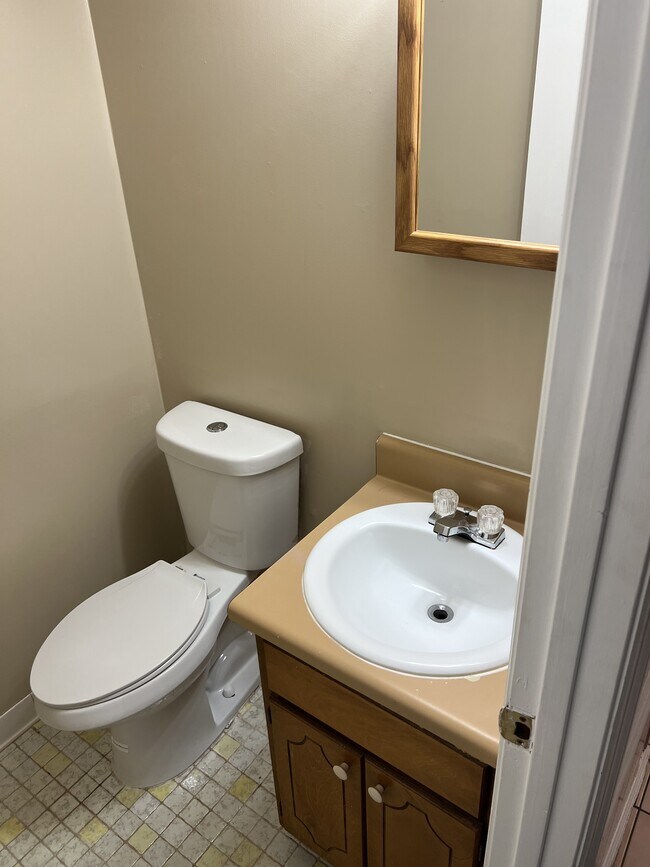 Building Photo - 8431 Moultrie Dr