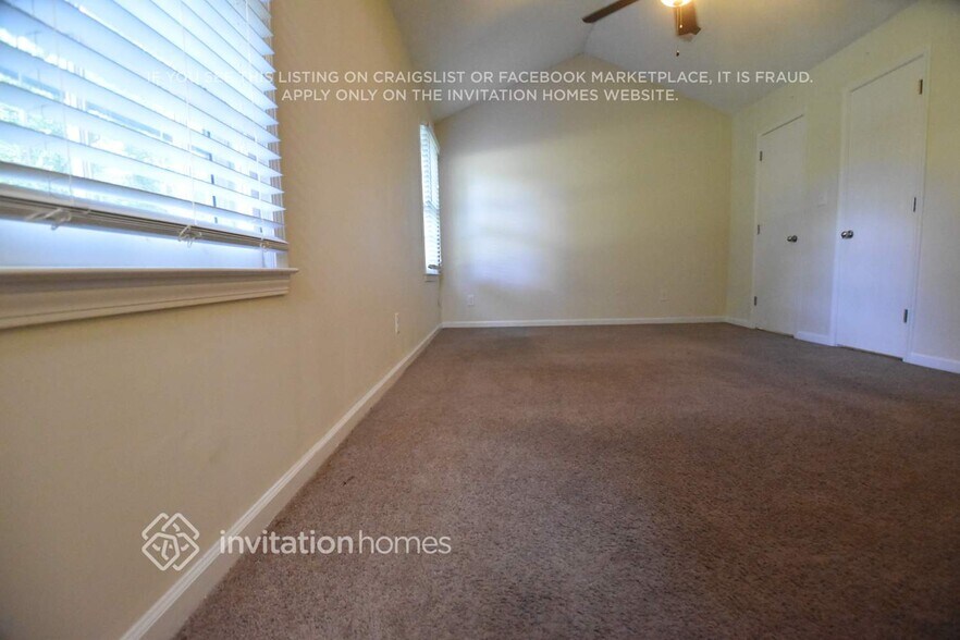 Building Photo - 4690 Cedar Brook Dr SE