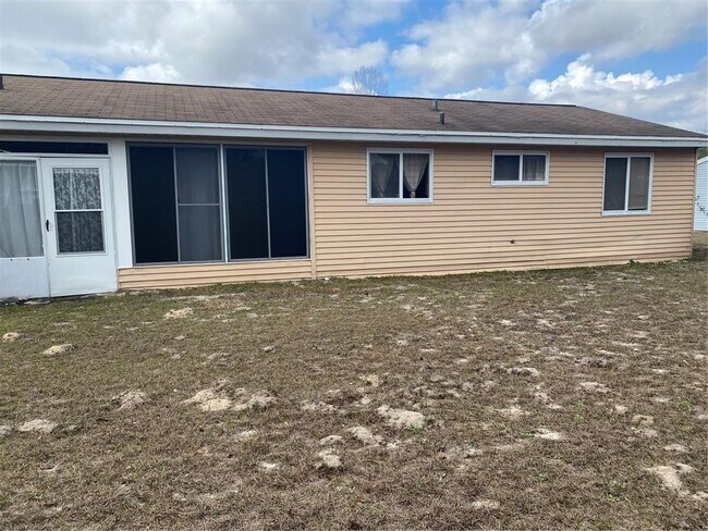 Building Photo - 10871 SW 90th Ct