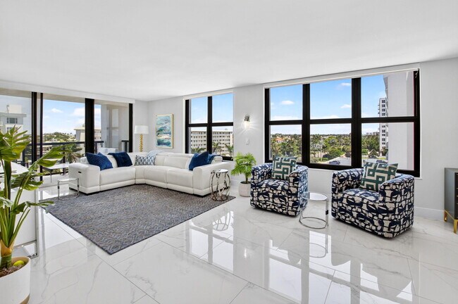 Building Photo - 3115 S Ocean Blvd