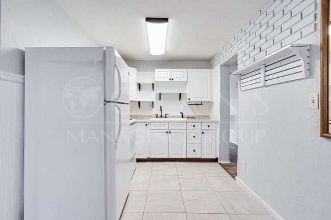 Building Photo - COMING SOON - Live Like You're on Vacation...