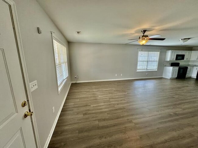 Building Photo - 2904 Wilson Dr NW