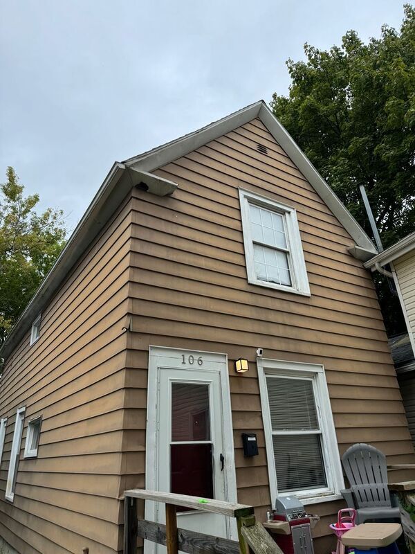 Building Photo - 106 Cottage St