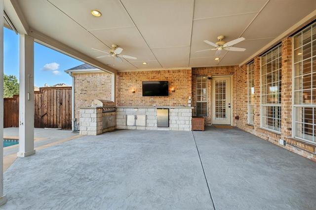 Building Photo - 7700 Red Clover Dr