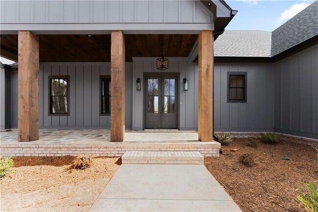 Building Photo - 3255 Tanners Mill Rd