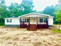 Building Photo - 855 Park Rd