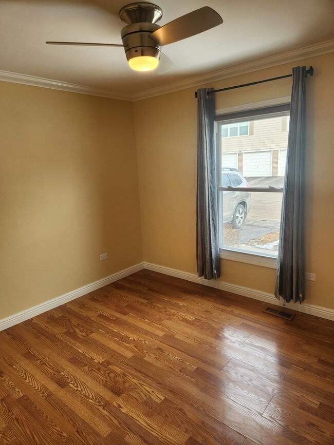 Building Photo - 1020 Brunswick Harbor