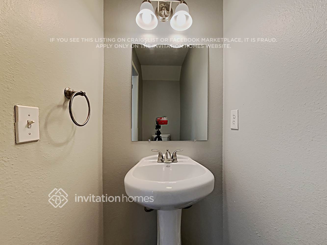 Building Photo - 10921 Dry Stone Dr