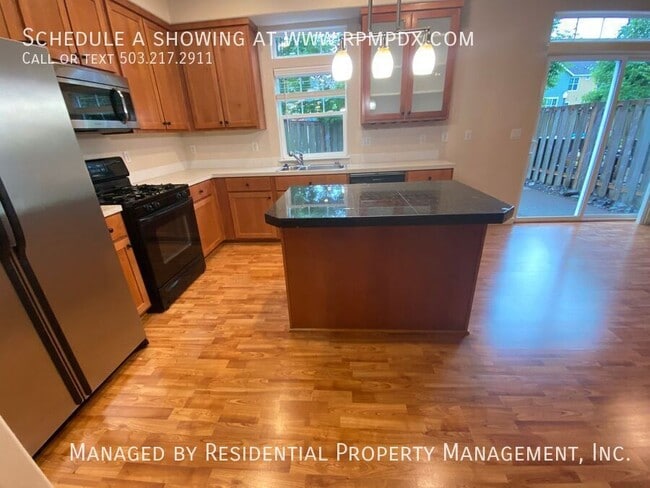 Building Photo - 2518 NW 1st Dr