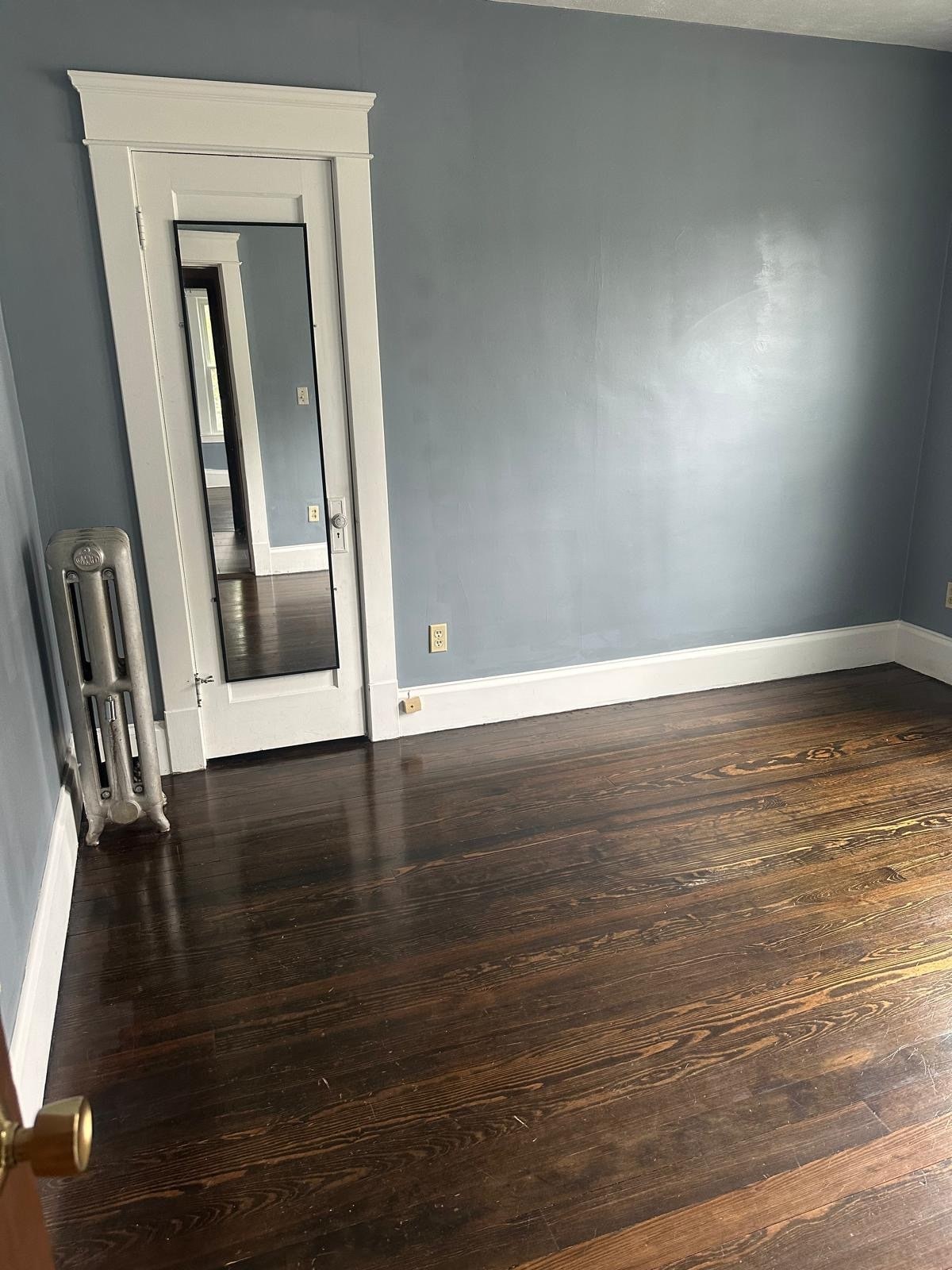 Room #2 - 64 Kendall St