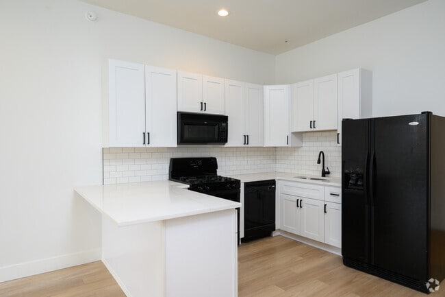2BR, 1BA - Kitchen - The Becker