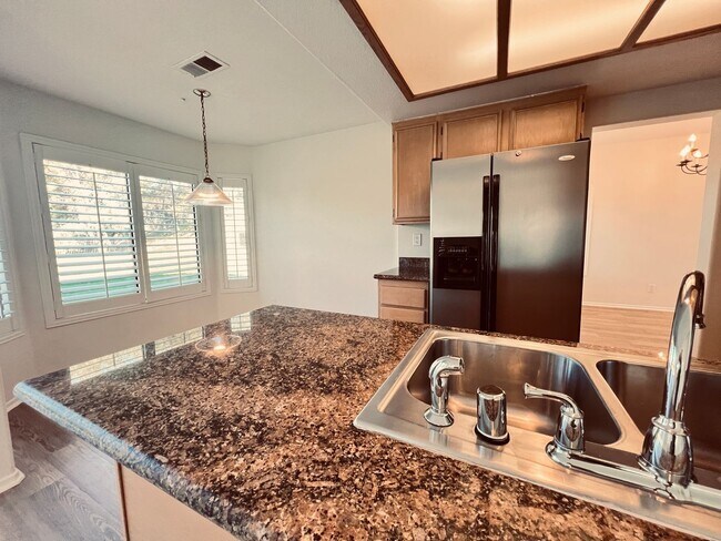 Building Photo - Oceanside Rancho Del Oro 4 Bedroom 3 Bath Home