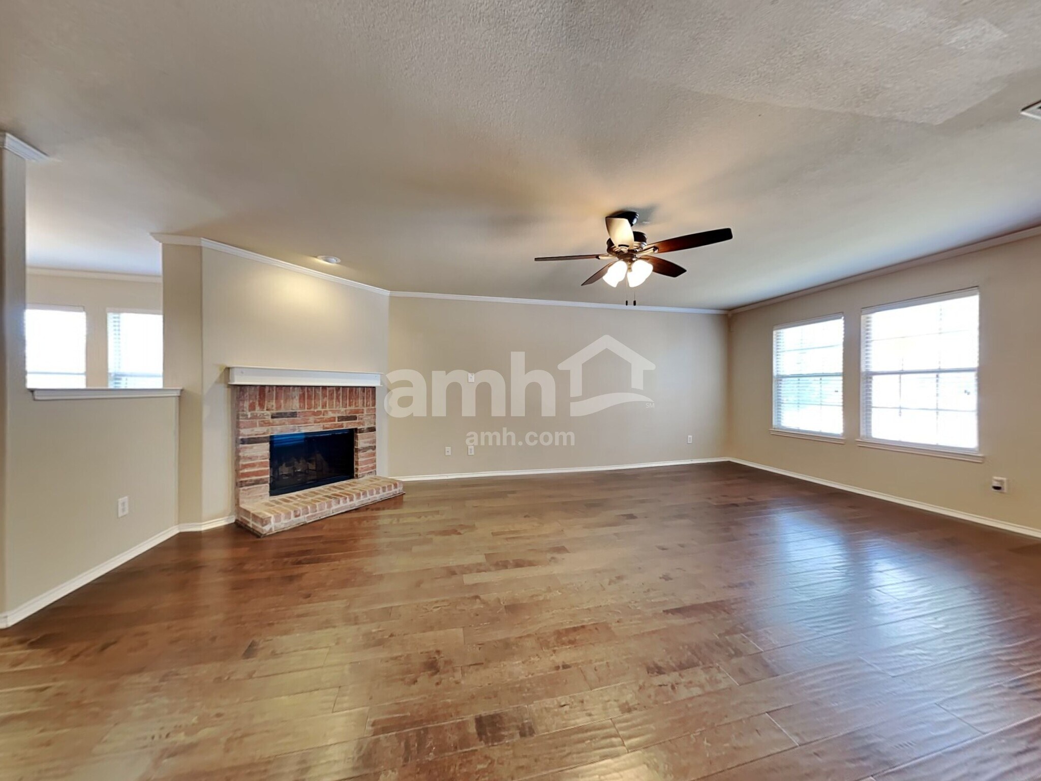 Building Photo - 516 Blue Sage Dr