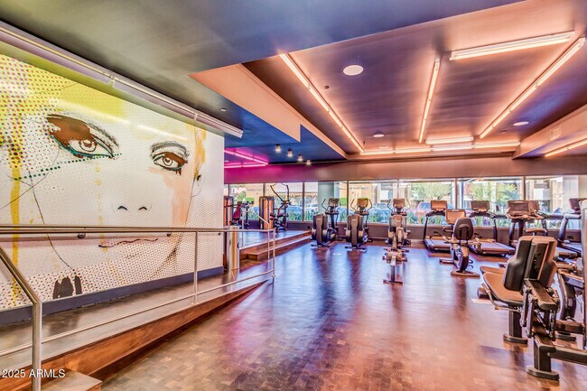 Building Photo - 4422 N 75th St