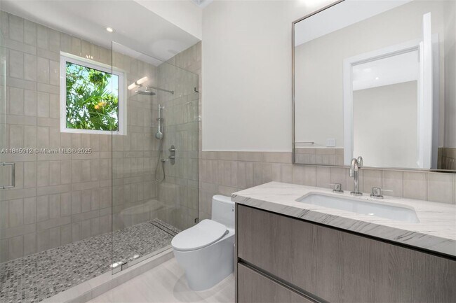 Building Photo - 6080 SW 104th St