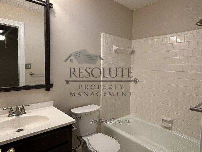 Building Photo - 6123 Highcastle Ct