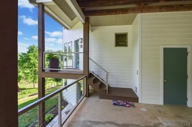 Building Photo - Live the Hobby Farm Dream in Shawsville, VA!