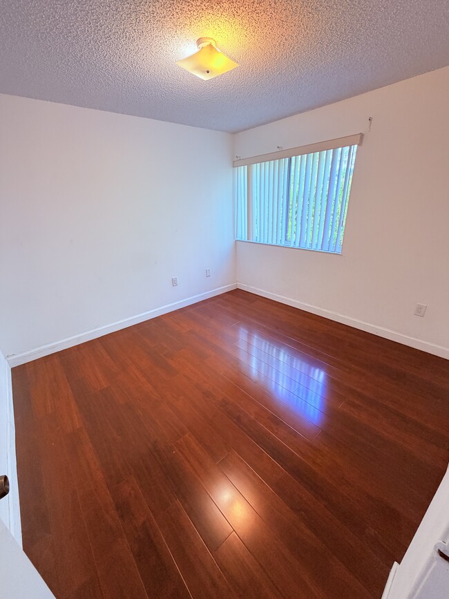 Second Bedroom - 8023 Lake Dr