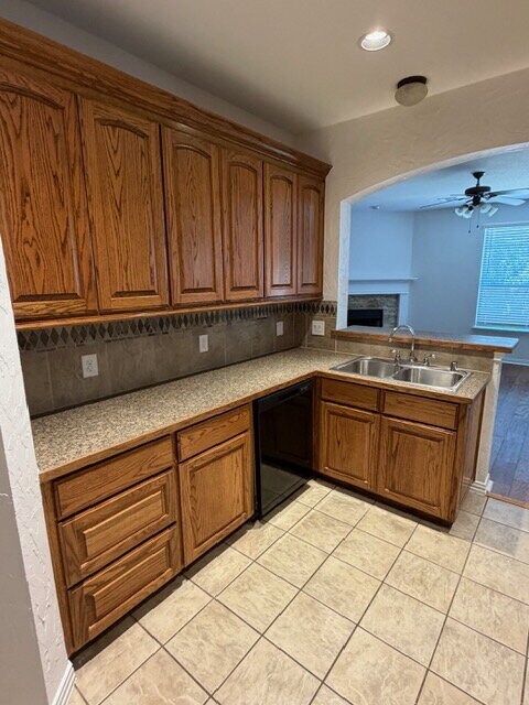 Building Photo - Former model home on corner lot is ready for move in!
