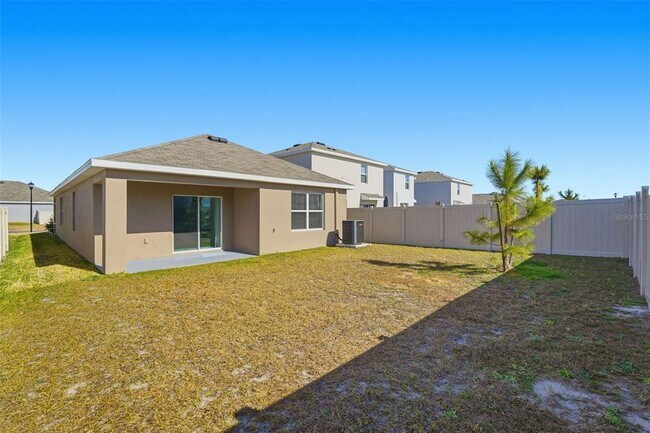 Building Photo - 33358 Regent Canal St